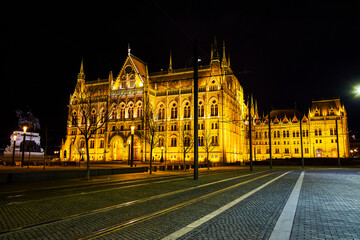 Lajos Kossuth sqaure and Hungarian Parliament at night, Budapest