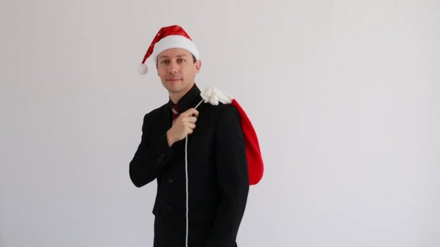 homem de neg&oacute;cios se preparando para promo&ccedil;&otilde;es de  natal 