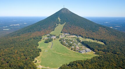 Naklejka premium Scenic View of Mountain and Green Landscape