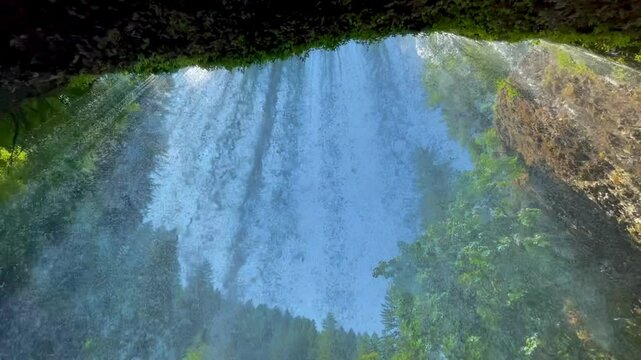 One Minute of Meditative Waterfall