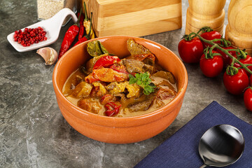 Yellow THai curry with beef