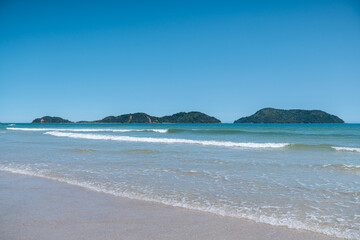 Sunny day in Juquehy beach - São Paulo