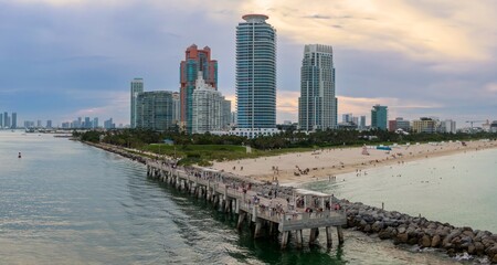 Obraz premium South Pointe Park Pier in miami Beach, Miami, Florida, United States.