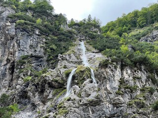 Zapotok Waterfalls or Zadnja Trenta Waterfalls, Bovec (Triglav National Park, Slovenia) - Zapotok-Wasserfälle (Triglav-Nationalpark, Slowenien) - Zapotoški slapovi (Triglavski narodni park, Slovenija)