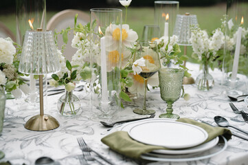 Green and White Wedding Day Reception Tablescape Centerpieces Decor