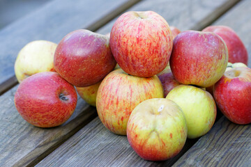 pommes poires 