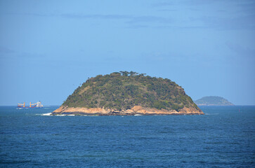 Fototapeta premium Wide view of Cotunduba Island from the Santa Cruz da Barra Fortress, Niteroi, Rio de Janeiro