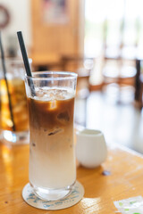 おしゃれカフェのカフェラテ