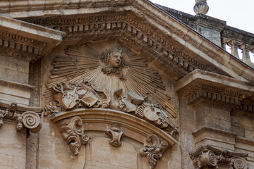 Obraz premium photographie de voyage, Avignon, la cité des papes, France, tourisme, touristique, patrimoine Français 