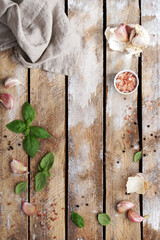 Tło deski z przyprawami © anvilomi