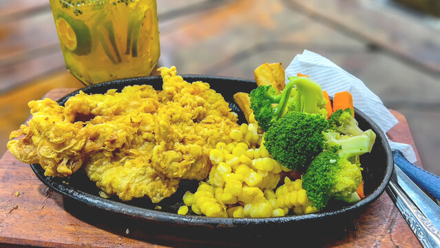 stir fried chicken with vegetables