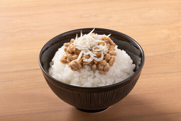 納豆しらすごはん