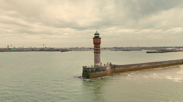 Feu de Saint Pol - Dunkerque (France)
