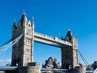 Obraz premium Tower Bridge in London on a Sunny Day