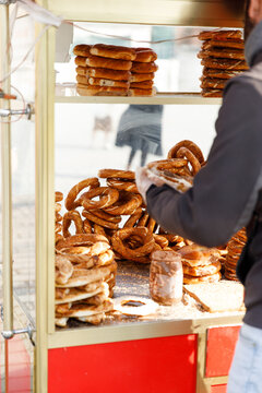Simits for sale in Turkey
