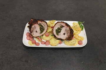 Pollo e carni