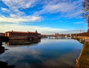 Toulouse, France - January 2th 2014 : Focus on bridges iver the Garonne river.
