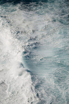 Whitewash waves 