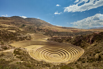 The Moray Andenes are a fascinating set of ancient Incan agricultural terraces located in the Sacred Valley of Peru, near the town of Maras. 