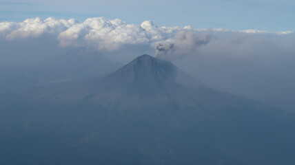 Fototapeta premium VOLCÁN POPOCATEPETL