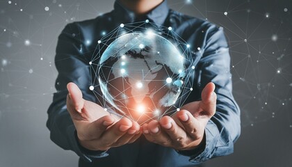 Concept de mondialisation, d'affaires mondiales avec un homme d'affaires qui tient dans ses mains un globe  plein de connexions