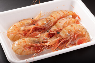 ［秋田県産］刺身用　ボタンえび