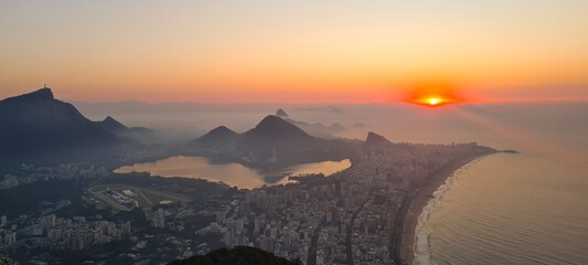 Fototapeta premium sunrise over the mountains