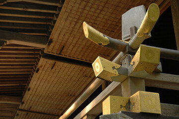 Handrail，Guardrail，Railing，Parapet (Japanese old temple) / 日本の古刹の欄干(金細工)
