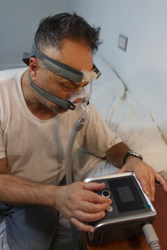 Adjusting CPAP Machine Settings