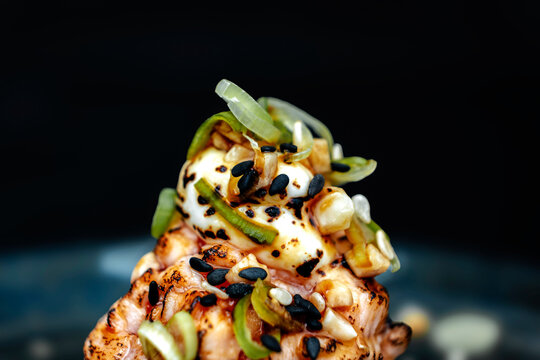 Gunkan sushi