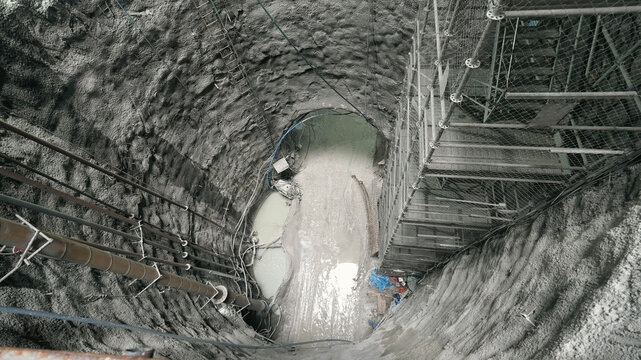 Deep Subway and Mine Shaft