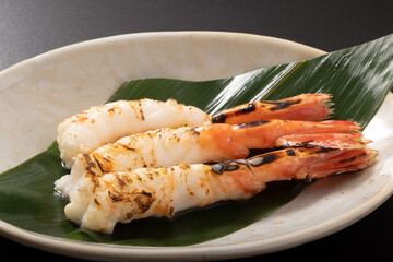 炙りボタン海老