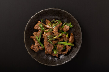 レバニラ炒め（鶏レバー）