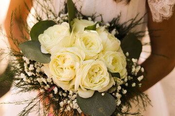 bouquet rose bianche shabby chic