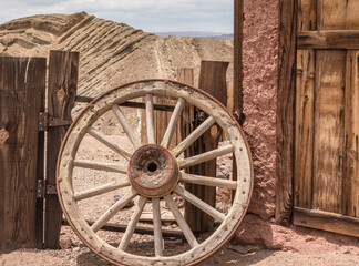 old wagon wheel at a farm