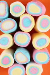 Balas diversas, bala de goma, jujubas e marshmallow