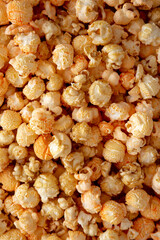 Homemade Crunchy Chicago-Style Popcorn with Caramel and Cheese