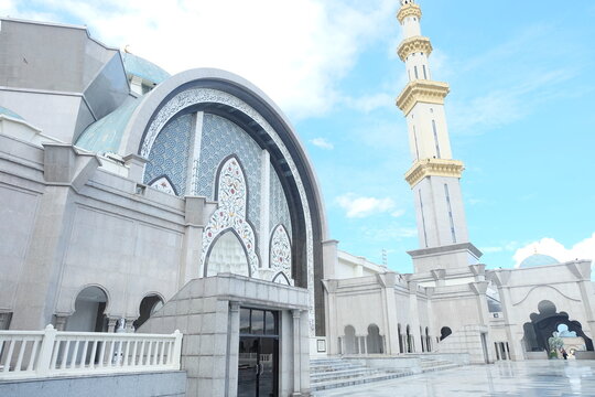 The beautiful Wilayah Persekutuan mosque