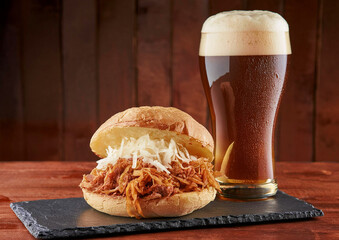 Pulled Pork Burger