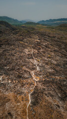 Travessia Natureza Chapada Veadeiros Cerrado Rio Preto Cachoeira Caminhada Trekking Paisagem Seca...