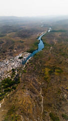 Travessia Natureza Chapada Veadeiros Cerrado Rio Preto Cachoeira Caminhada Trekking Paisagem Seca...