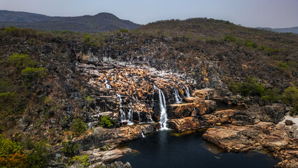 Travessia Natureza Chapada Veadeiros Cerrado Rio Preto Cachoeira Caminhada Trekking Paisagem Seca...