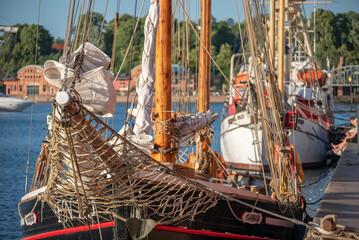 Historische Schiffe im Museumshafen von Lübeck