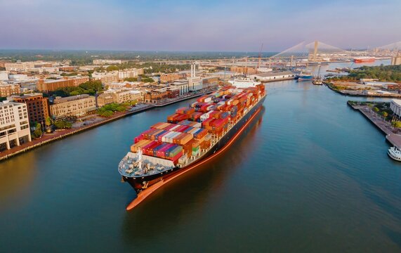 Savannah Ga Skyline Images – Browse 40,145 Stock Photos