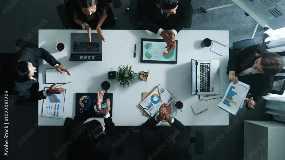 Aufkleber top view of executive manager present growth graph while smart team clap hands and shale hand with m