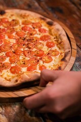 pizza with tomato