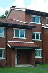 용산 공원의 벽돌집 