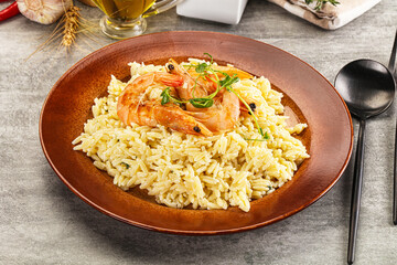 Italian pasta Orzo with prawn