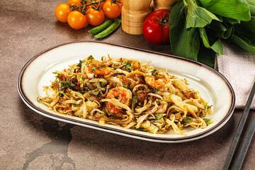 Pad Thai - noodles with prawn