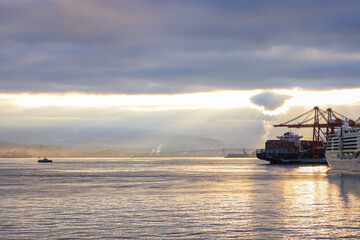 Obraz premium early morning mood in Vancouver harbour